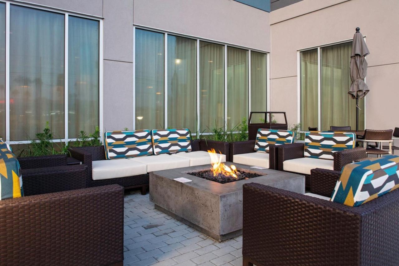 Towneplace Suites By Marriott Orlando Airport Exterior foto