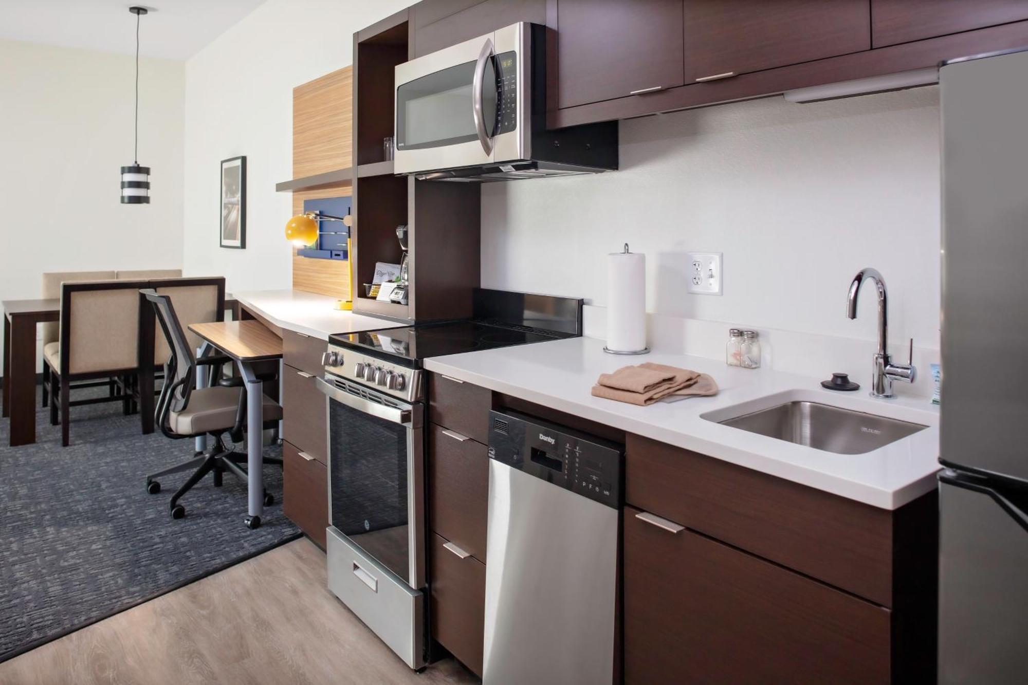 Towneplace Suites By Marriott Orlando Airport Exterior foto